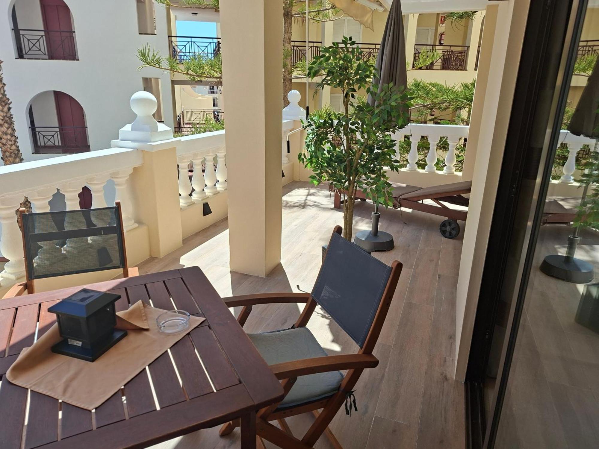 Nice 1 Bedroom Apartment Los Cristianos Los Cristianos  Kültér fotó