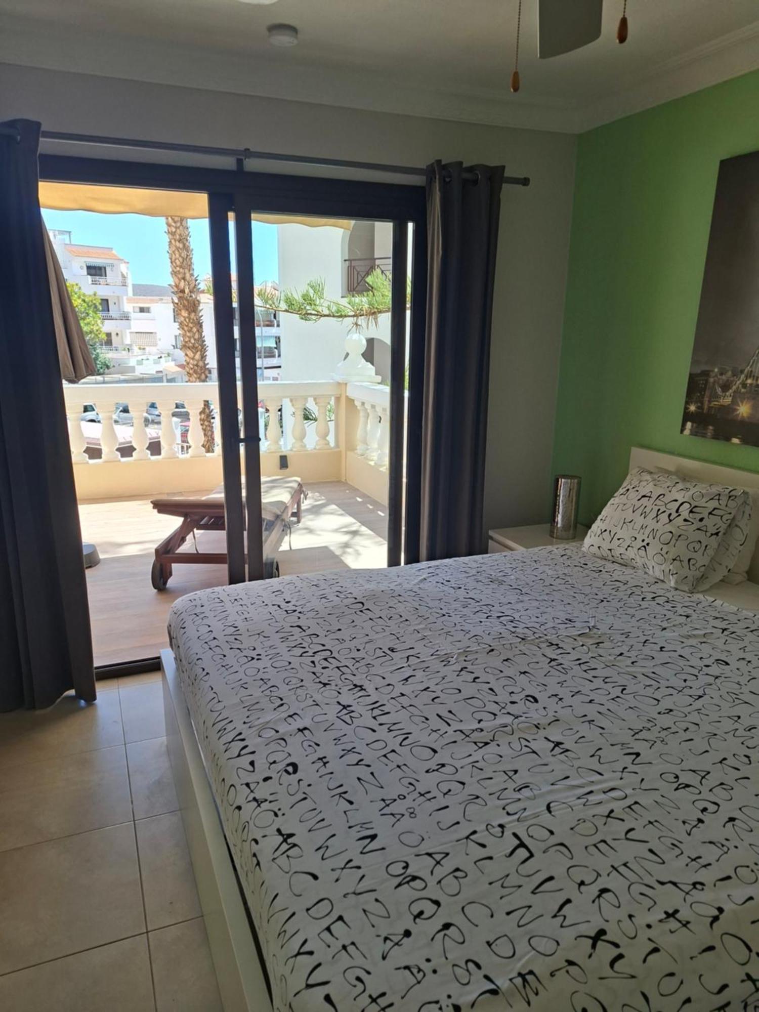 Nice 1 Bedroom Apartment Los Cristianos Los Cristianos  Kültér fotó
